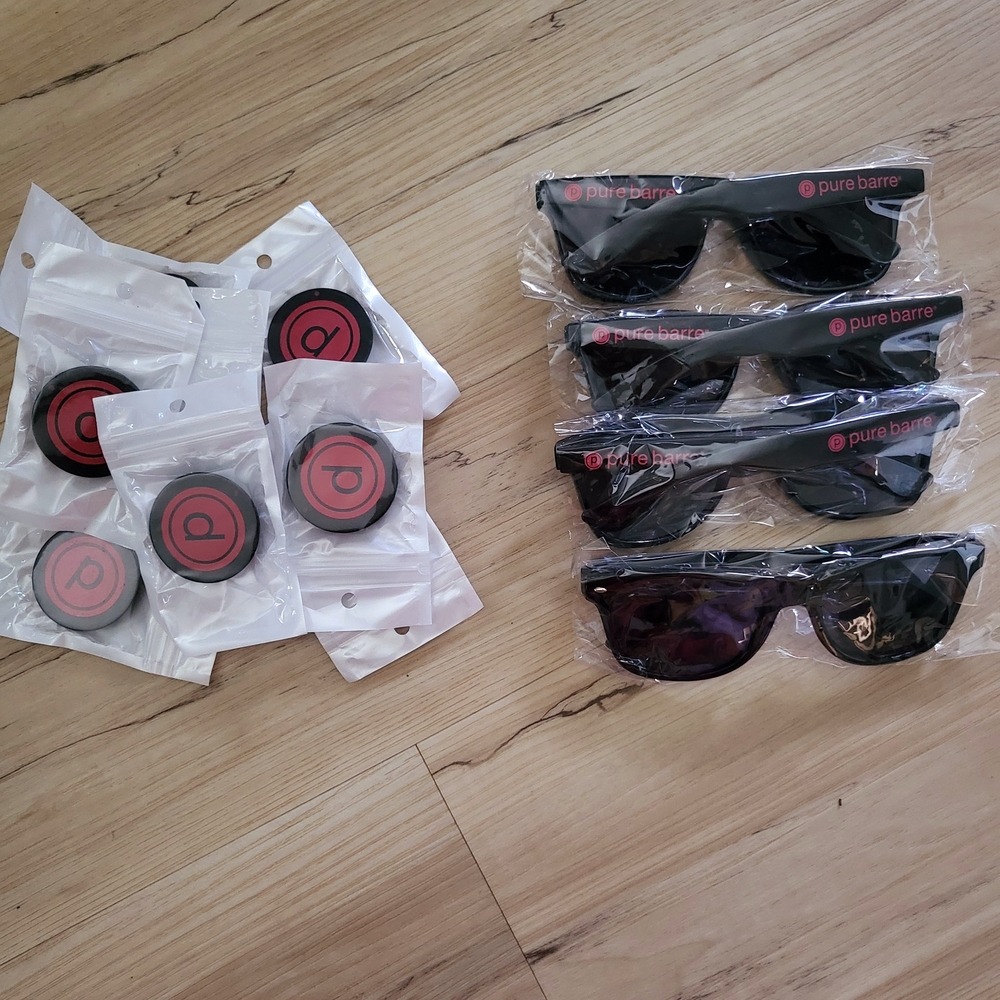 Bundle- Pure Barre Black Sunglasses and Red Pop Sockets